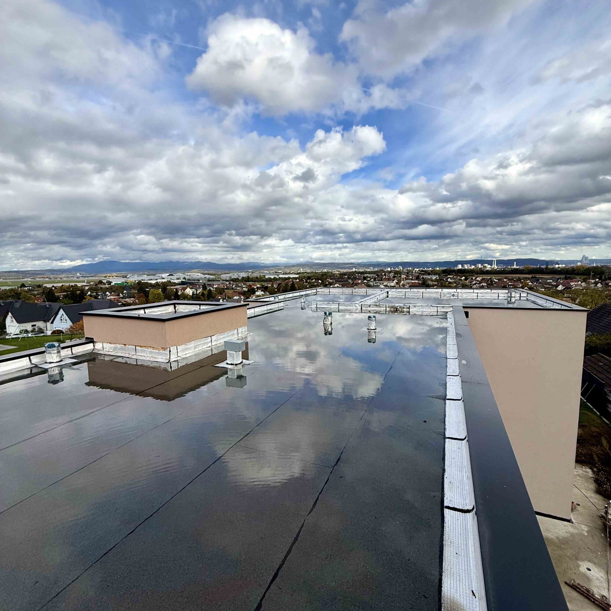 &Eacute;tanch&eacute;it&eacute; de toiture terrasse en membrane bitumineuse autour de Rixheim et Sierentz Saint-Louis