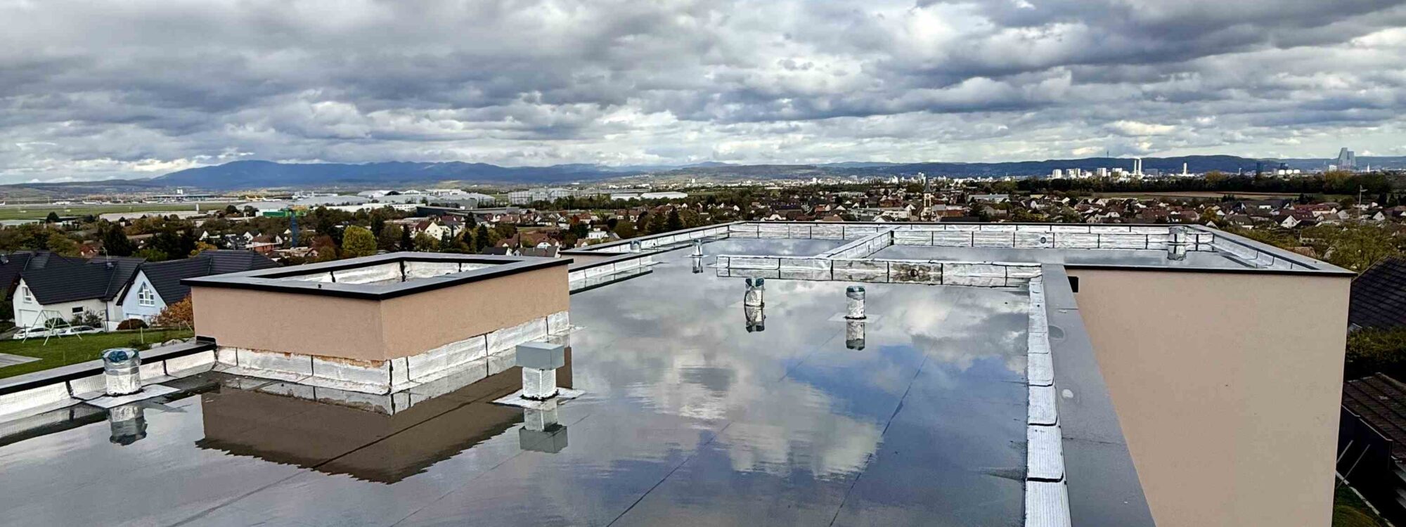 &Eacute;tanch&eacute;it&eacute; de toiture terrasse en membrane bitumineuse autour de Rixheim et Sierentz Saint-Louis